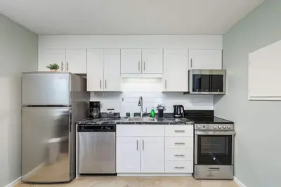 Image de The Alpine - Central Collingwood Condo