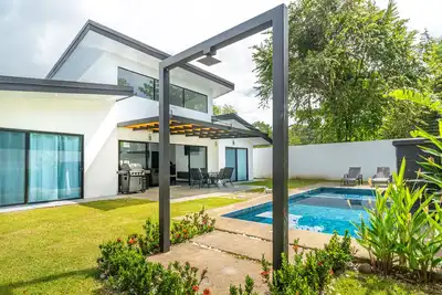 Image de Luxury. Perfect Uvita location. 3 bedroom