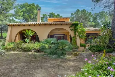 Image de Magnifica Villa Con Piscina En La Zona Bosque De Sant Jordi D'alfama