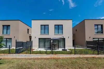 Image de Superbe maison de 2 chambres à Porec