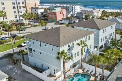 Image de Ocean View Oasis w/ Heated Pool for Large Groups