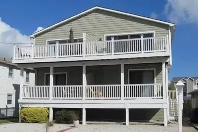 Image de Beautiful Townhome that sleeps 10.