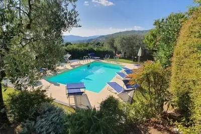 Image de Appartement de vacances Valgiano pour 1 - 10 personnes avec 4 chambres à coucher - Appartement de va