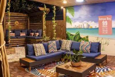 Image de Downtown 4br Home w Outdoor Living