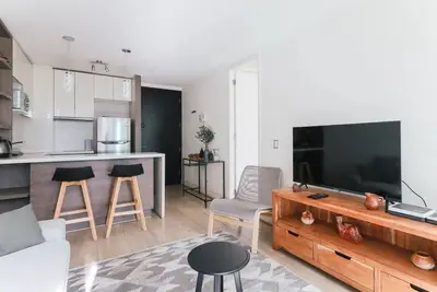 Image de Boho Apartment - Pool, Parking & Mall.