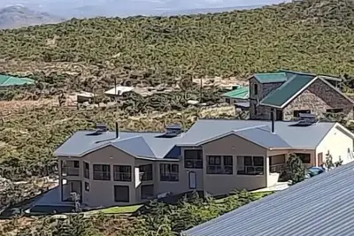 Image de Buffalo Ridge Lodge and the Beauty of Nyanga. Perfect Combination