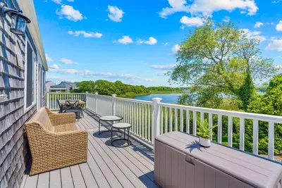 Image de Waterfront Oasis in Yarmouth, Cape Cod