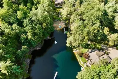 Image de New 2 Villas Private Quarry Oasis Sleeps 24