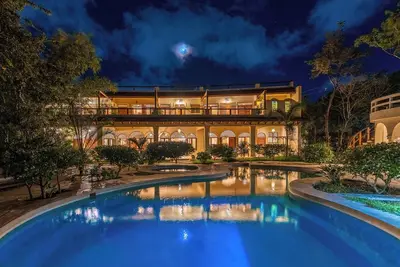 Image de Spectacular Manola House – Beach 2 Min Walk