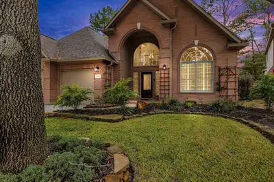 Modern Farmhouse with a Texas Twist, Freshly Updated, Cypress Home 3\/2. 5