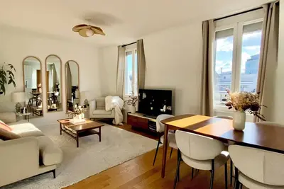Image de Superbe 75 m² proche Arc de Triomphe