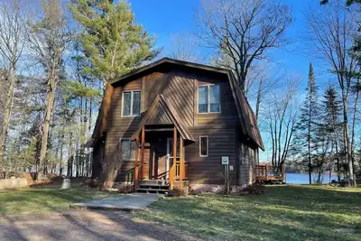 Image de Nelson Oaks on Nelson Lake