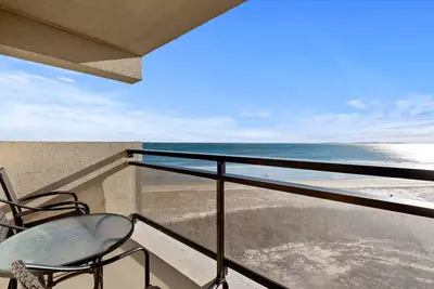 Image de SeaWatch Oceanfront Unit 408