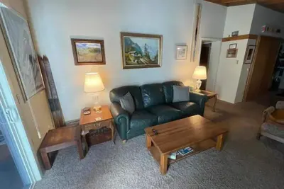 Image de Brand New Mountain Modern Home