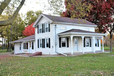 Image de Historic Farm House called Oak Cliff w\/ spectacular view of  Mississippi River