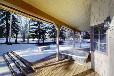 Image de Abode at Bigwood Golf | New listing! Amazing modern, cozy home with perfect location!