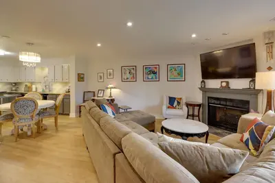 Image de Bethesda Townhome ~ 10 Mi to Dc!