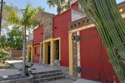 Villa La Fortelezza - Courtyard Suite, sleeps 4
