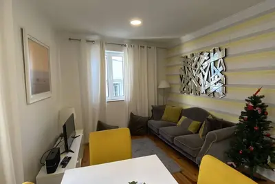 Image de Charming 2 Bedroom apartment in the heart of Lisbon. Historical surroundings.