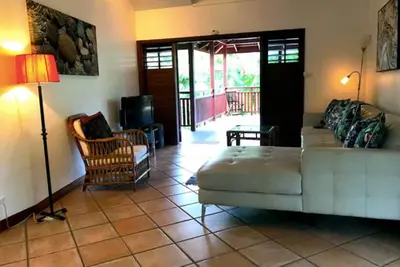 Image de Spacious 3 Bedroom villa with large pool