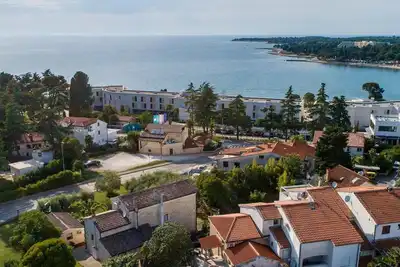 Image de Superbe maison de 2 chambres Ă Porec
