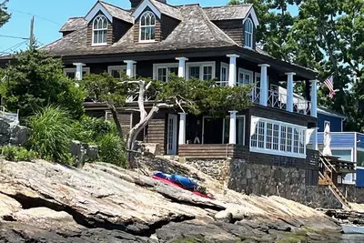Image de Gorgeous Connecticut BeachHouse ~