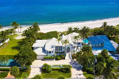 Image de Luxury Oceanfront - great for family escapes, Managed by Brampton Park