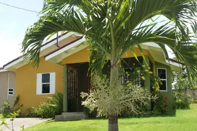 Image de Cozy Cottage\n10 minutes from the town of Ocho Rios