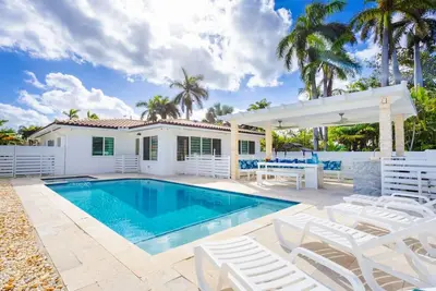 Image de Walk to Hollywood Beach Spectacular 5br/5ba Villa