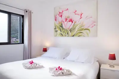 Image de GuestReady - Résidence Machico vue mer - B