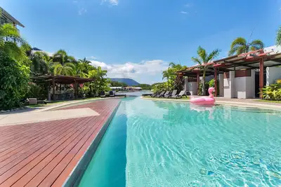 Image de Blue Lagoon Resort Lakeside Apartment
