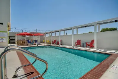 Image de Close Proximity to Disneyland! 2 Units with Free Breakfast and Onsite Parking!