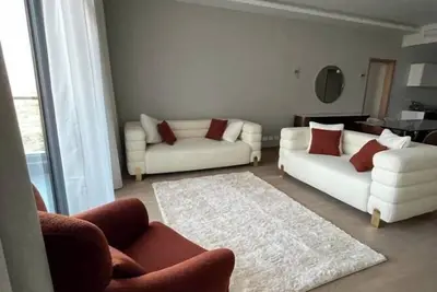 Image de furnished Apartment In Aeon Compound \n