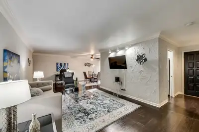 Image de 25% Off! Gp66b - 1st flr Dfw 2bd/2bt Furn. near Hwy 360/20