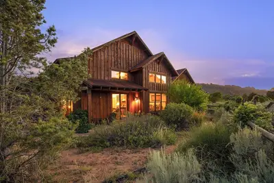 Image de Coyote Run Home | Near Downtown Moab & National Parks | Hot Tub