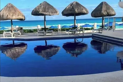 Image de Beautiful ocean view front villa balconny turquoise sea swim