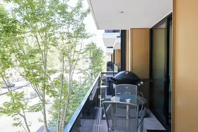 Image de Modern Minimalism Slate Chic in the City