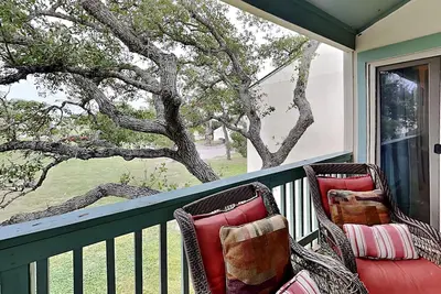 Image de A Bay From It All | Access to Pool + Lighted Pier & Racquet Courts
