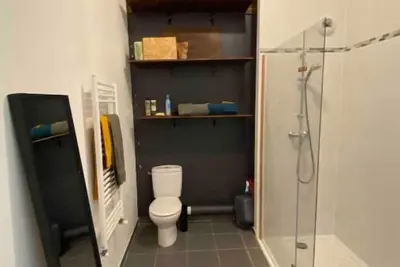 Image de Appartement Cosy Avec Jardin à Proximité du Centre Parisien