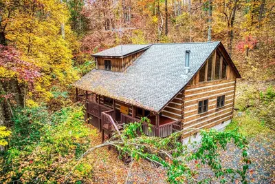 Image de *Cozy 2bdr Cabin Near Town! Game Room +Jacuzzi*
