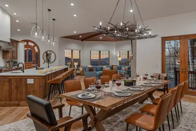 Image de Amazing Ski Access + Views | Apex Lodge North