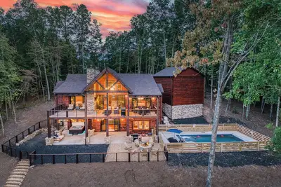 Image de Summer Retreat | 5 Kings, Heated Pool, Hot Tub, Playground & Views