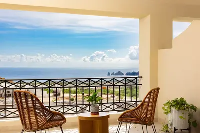 Image de New 3 Bedroom condo, Spectacular view!