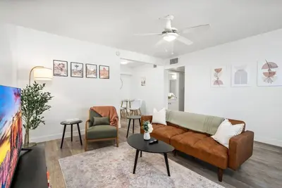 Image de Cozy 2br|10 Mins to Dt Phx|Parking + W/D Included!