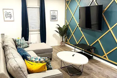 Image de Pet-Friendly 2br- Near Beach, Bases, & Hospitals