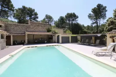 Image de Le Mas des Bories au cœur du Vaucluse, Pernes les Fontaines-L’Isle-sur-La-Sorgue