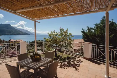 Gorgonia - Sea view flat located in the Ruve Bianche Residence with swimming pool and private beach