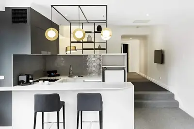 Image de Stylish 1 Bedroom Apartment In Sydney Cbd with Gym