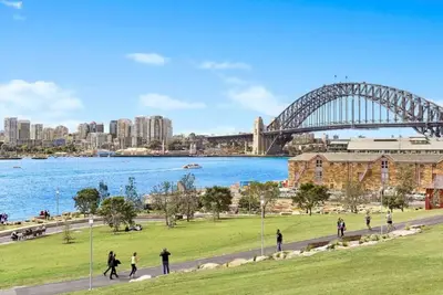 Image de Renovated Warehouse Conversion In Heart Of Sydney!