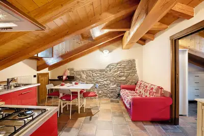 Image de Maison de vacances 'Appartamento Aquila' avec vue sur la montagne, jardin partagé et Wi-Fi